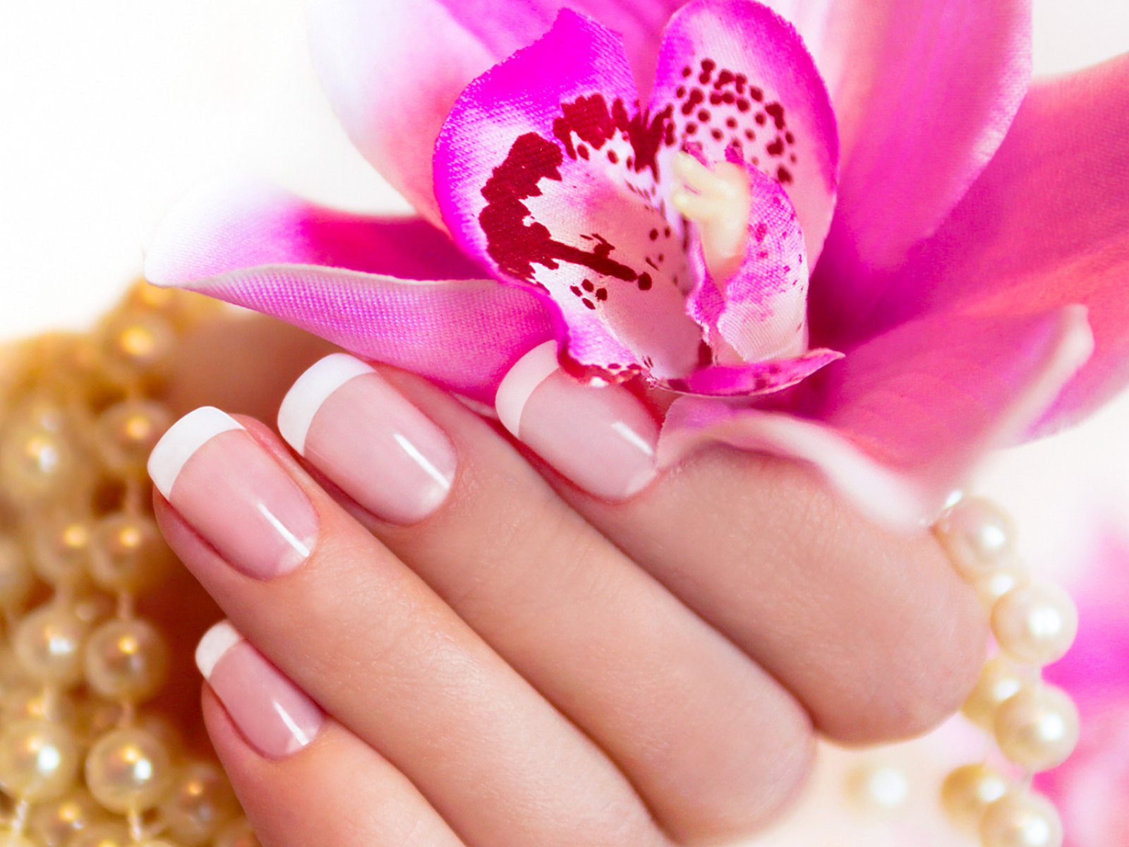 french-manicure-rapunzels-salon-and-spa-in-lansdale-near-blue-bell